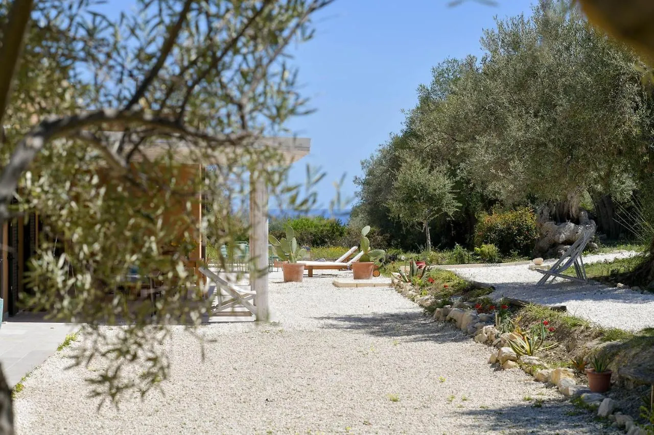 Bed and Breakfast BeB LUCCICAMARE Noto
