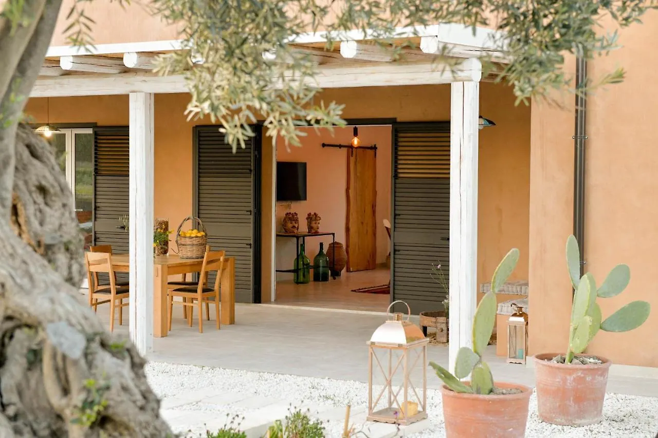 Luccicamare Family-Run Beb Bed and Breakfast Noto